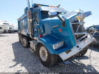 1XKDDU9XX6J****** 2006 Kenworth Construction
