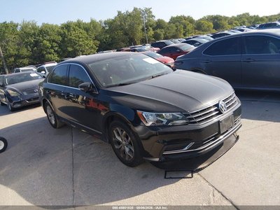 1VWAS7A34GC****** 2016 Volkswagen Passat