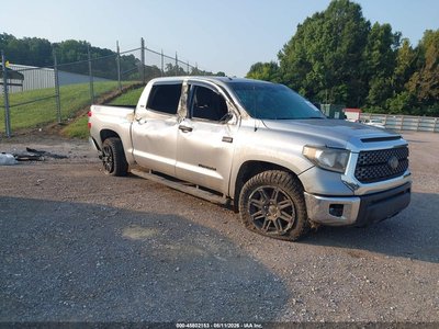 5TFDW5F16KX****** 2019 Toyota Tundra
