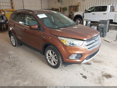 1FMCU9GD7HU****** 2017 Ford Escape