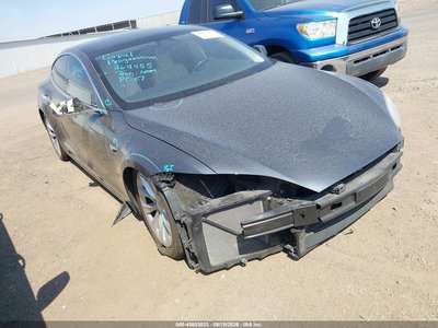 5YJSA1E21JF****** 2018 Tesla Model S
