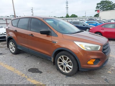 1FMCU0F76HU****** 2017 Ford Escape