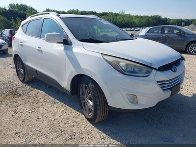 KM8JUCAGXFU****** 2015 Hyundai Tucson