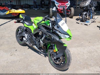 ML5EXEP15SD****** 2025 Kawasaki Ninja 650