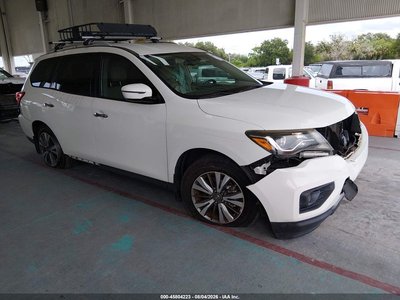 2017 Nissan Pathfinder