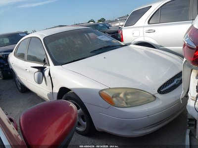2003 Ford Taurus
