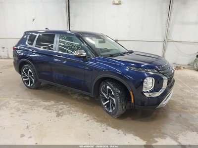 2022 Mitsubishi Outlander