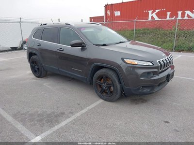 1C4PJLCS8EW****** 2014 Jeep Cherokee