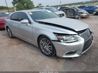2014 Lexus LS