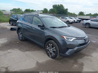 JTMZFREV3JJ****** 2018 Toyota RAV4