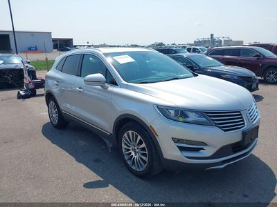 5LMCJ3D92GU****** 2016 Lincoln MKC
