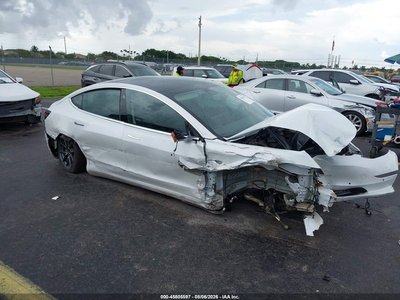 5YJ3E1EA4KF****** 2019 Tesla Model 3