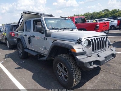 1C4HJXDG7JW****** 2018 Jeep Wrangler