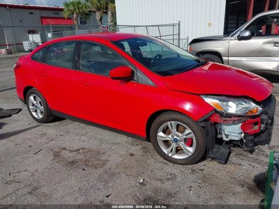 1FAHP3F2XCL****** 2012 Ford Focus