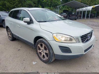 YV4902DZ1D2****** 2013 Volvo XC60