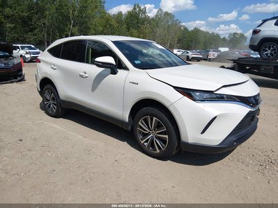 JTEAAAAH4MJ****** 2021 Toyota Venza