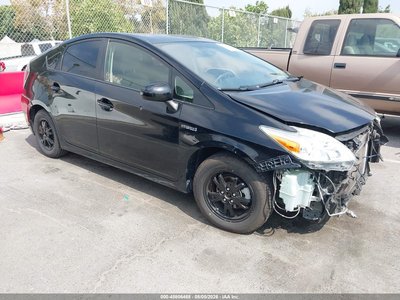 JTDKN3DU7D5****** 2013 Toyota Prius