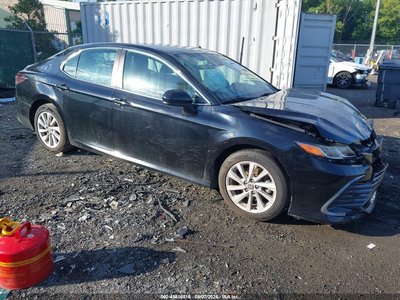 4T1C11AK7NU****** 2022 Toyota Camry