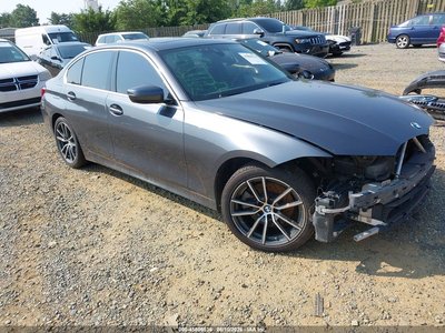 WBA5R1C59KA****** 2019 BMW 330i