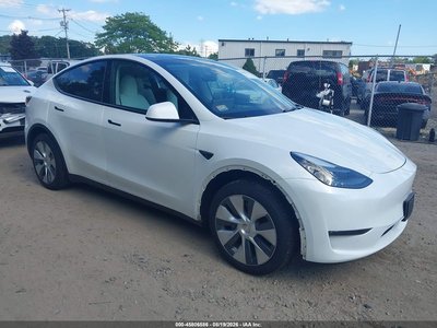 7SAYGDEE3RA****** 2024 Tesla Model Y
