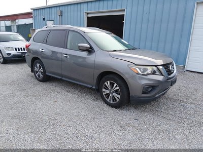 5N1DR2MM4HC****** 2017 Nissan Pathfinder
