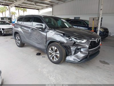5TDHZRAH3NS****** 2022 Toyota Highlander