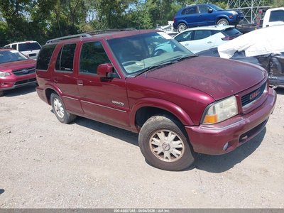 1GKDT13W7Y2****** 2000 GMC Jimmy
