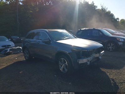 WDC0G4KB1HF****** 2017 Mercedes-Benz Glc 300