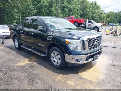 1N6AA1E59HN****** 2017 Nissan Titan