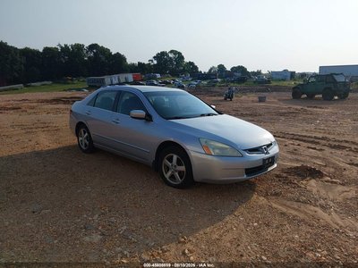 1HGCM567X5A****** 2005 Honda Accord