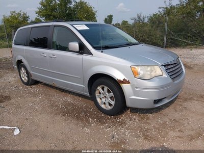 2008 Chrysler Town & Country