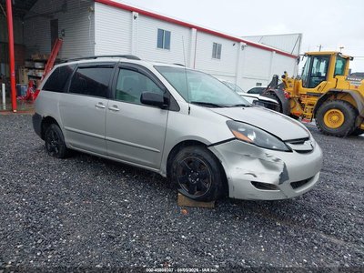 5TDZK23C89S****** 2009 Toyota Sienna
