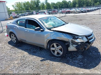 1C3CDZAB8DN****** 2013 Dodge Avenger