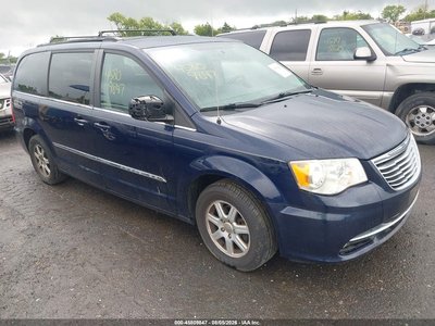 2012 Chrysler Town & Country