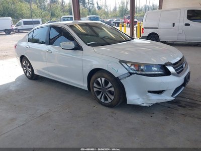 1HGCR2F34EA****** 2014 Honda Accord
