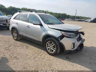 5XYKT4A77EG****** 2014 Kia Sorento