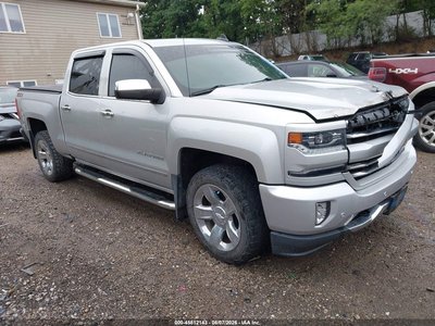 3GCUKSEC5JG****** 2018 Chevrolet Silverado 1500