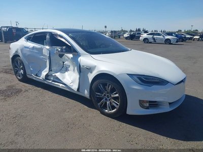 5YJSA1E29MF****** 2021 Tesla Model S