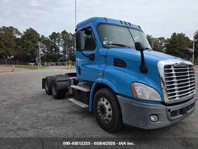 2016 Freightliner Cascadia 113