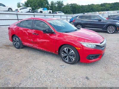 2HGFC1F78HH****** 2017 Honda Civic