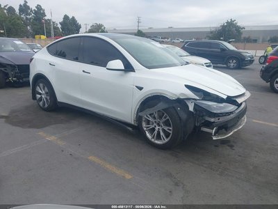 7SAYGDEE1PF****** 2023 Tesla Model Y