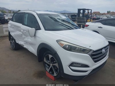 KM8J33A28GU****** 2016 Hyundai Tucson