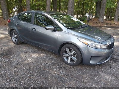 3KPFL4A7XJE****** 2018 Kia Forte