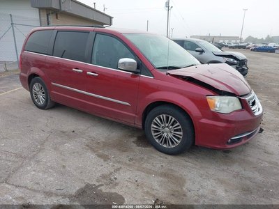 2013 Chrysler Town & Country
