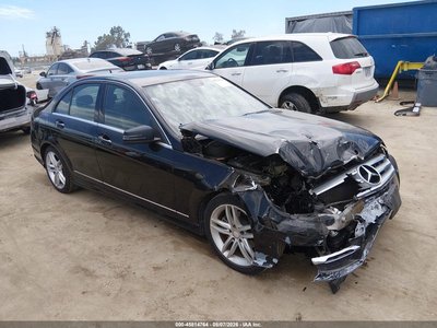 WDDGF4HB5DR****** 2013 Mercedes-Benz C-Class