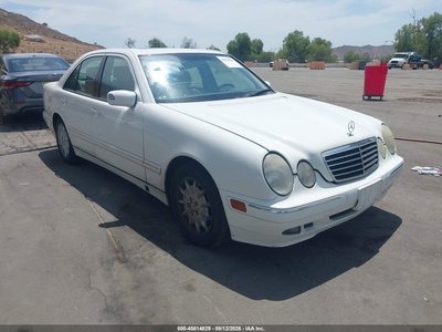 WDBJF65J1YB****** 2000 Mercedes-Benz E-Class