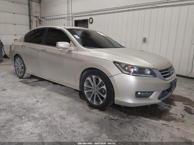 1HGCR2F80FA****** 2015 Honda Accord