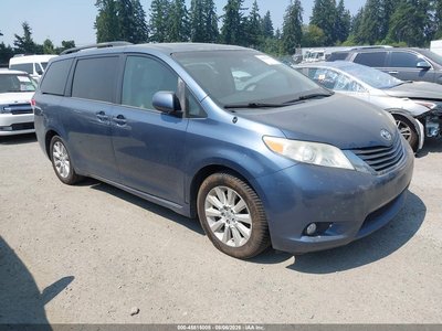 2013 Toyota Sienna
