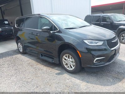 2C4RC1FGXPR****** 2023 Chrysler Pacifica