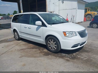 2016 Chrysler Town & Country